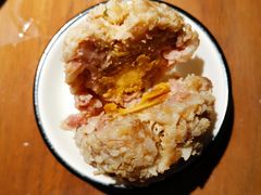 咸蛋黄狮子头-十面春风·江南面馆(崇宁路店)