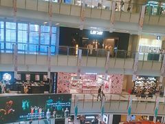 -上海来福士广场