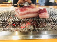 五花肉-肉甲韩国木炭烤肉(新壹街1店)