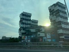 -资和信百货商场