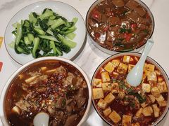 -犇逸·乐山跷脚牛肉·四川现炒(览海店)