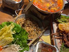 -神府路壹号·海鲜烧烤·砂锅粥·锅物(三坊七巷店)