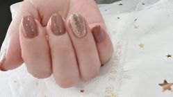 -灰姑娘美甲美睫馆