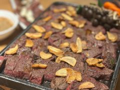 -炼火烤肉店