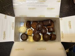 -Laderach 莱德拉(上海环贸iapm店)