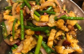 Spicy Lobster and Frog Stir-fry