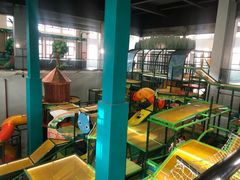 -蒙特利亲子乐园