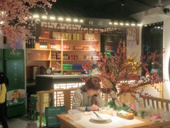 -荷塘秋月·本帮江浙菜(国权路店)