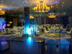 -八府香鸭·啫啫煲(华山路店)