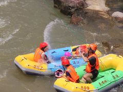 虎啸峡漂流-虎啸峡漂流