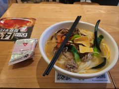 -蒙自源米线大王(花园城商场店)