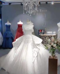 -THE QUEEN(北京店)