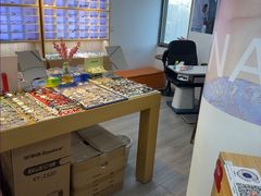 -天空之镜眼镜店蔡司依视路配镜授权零售店(望京颐堤港店)