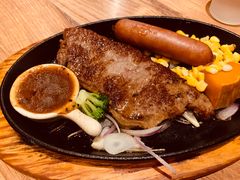 -玛格萝妮(汇智国际商业中心店)