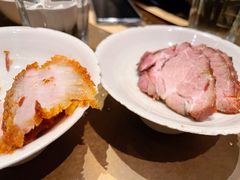 脆皮猪五花-漆黑觉米粉(三里屯店)