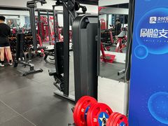 -坚果健身24小时工作室(定西路店)