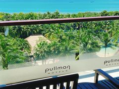 -三亚湾海居铂尔曼度假酒店