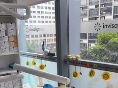 -极光口腔·矫正种植修复(锦江店)