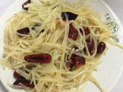 酸辣土豆丝-清真永恒华威肉饼(潘家园店)