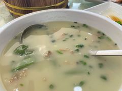 -鹏城人家海鲜酒家·23年老字号(较场尾店)