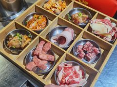 -马路牙子烧烤音乐酒馆(望京店)