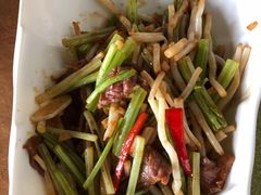 水竹根炒牛肉-东馆和天下特色餐饮(工农店)