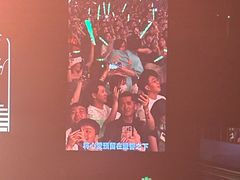 -东方体育中心(地铁站)