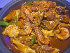 -徐记小怪兽肉蟹煲店(哈西万达金街店)