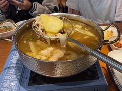 -牛满溢·自助潮汕鲜牛肉火锅(龙汇路店)