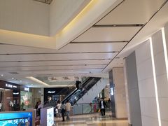-王府井百货熙地港店