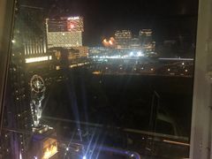 -影汇之星8字形摩天轮