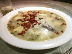 酸菜豆花鲈鱼-川味堂·四川豆花(八卦岭店)