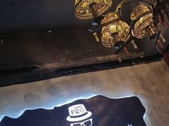 -荒岛实景沉浸密室(江汉路1店)