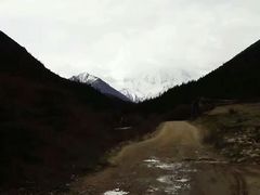 -亚拉雪山风景区