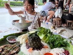 -曼听小寨岩香宰傣家美食城(勐海路店)