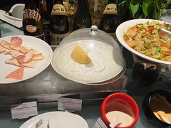 -唐拉雅秀酒店-西锦汇空中BBQ·思创餐厅