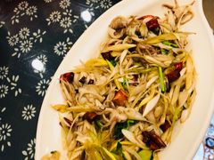 -旺角小渔村·海肠捞饭开创者(环山路店)