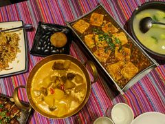 -香巴拉云南餐厅(华莱坞店)