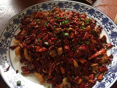 -黄桷树曹家私房菜(江与城店)