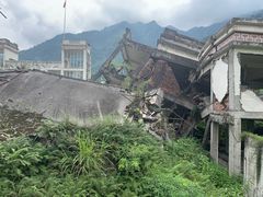 -四川汶川特大地震漩口中学遗址