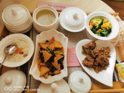 -诗安国际母婴会所 月子会所中心(市政府店)