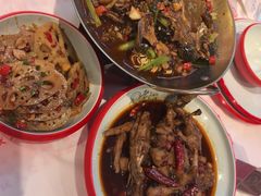 -老闵田螺馆·南昌市井菜·特色小吃(总店)