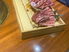 -肉魁屋·烧肉·烧鸟·酒场(高新店)