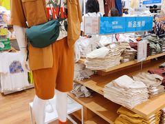 -优衣库(东莞汇一城店)
