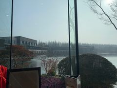 -上海怡沁园度假酒店