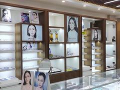 -明月眼镜(三坝店)