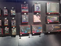 -ROG玩家国度(美罗城店)