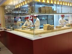 面包甜点陈列柜-客临百思德·东北特色馆(龙湖时代天街店)