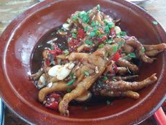 烧大鸡脚-老三样·美食研究中心(世贸路店)