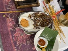 -刘姐啤酒鱼民族演艺餐厅(西街总店)
